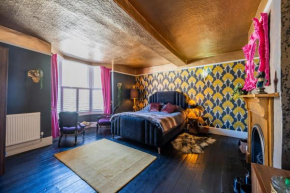 Maverick Rooms